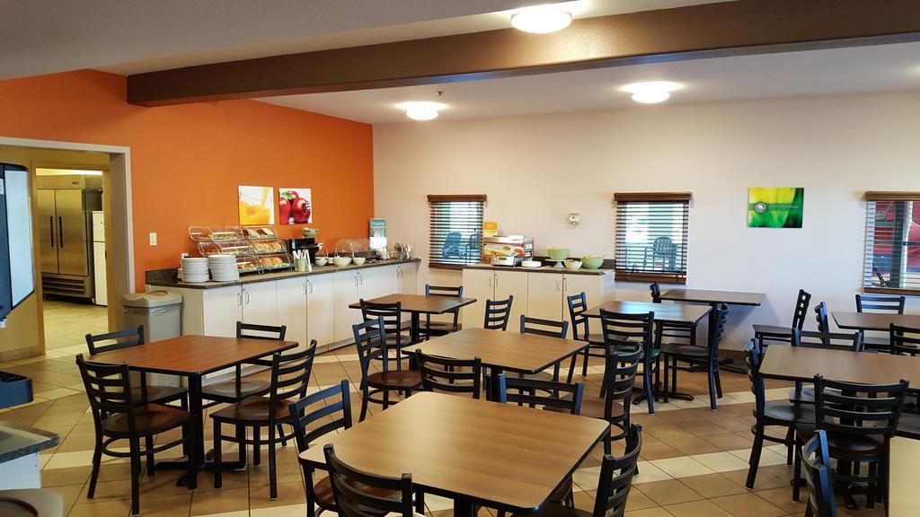 Quality Inn Airport Moncton Eksteriør bilde
